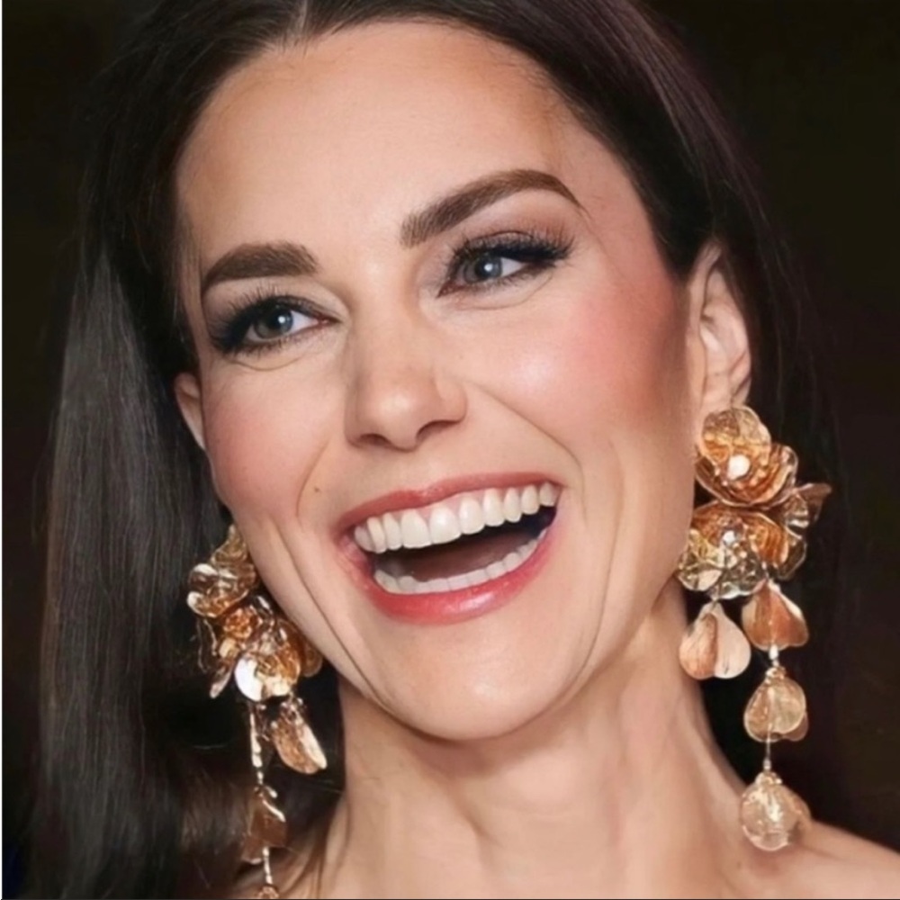 Zara Kate Middleton Cascading Floral Earrings